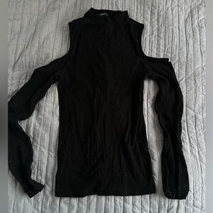 Forever 21 Women’s Ribbed Long Sleeve Black Cutout Top